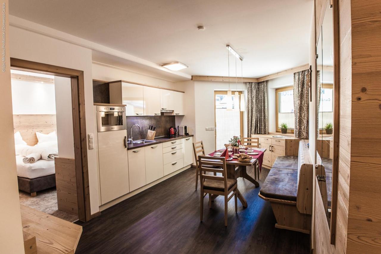 Schoenblick Appartements Тукс Экстерьер фото