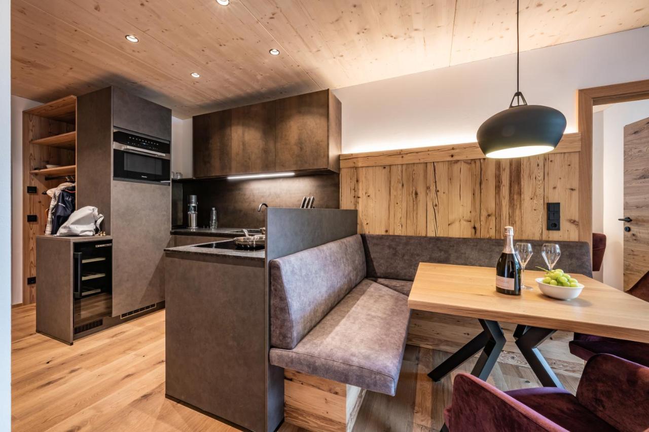 Schoenblick Appartements Тукс Экстерьер фото