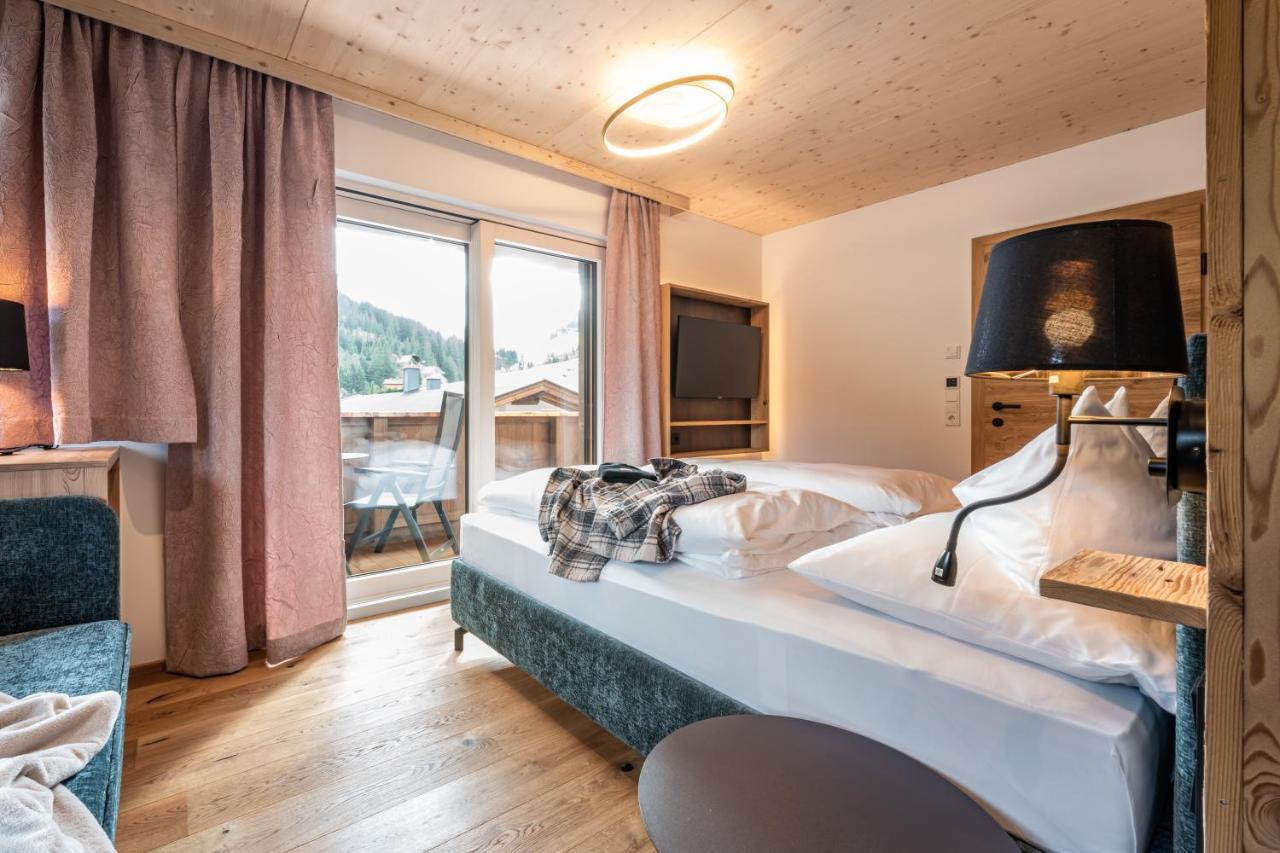 Schoenblick Appartements Тукс Экстерьер фото