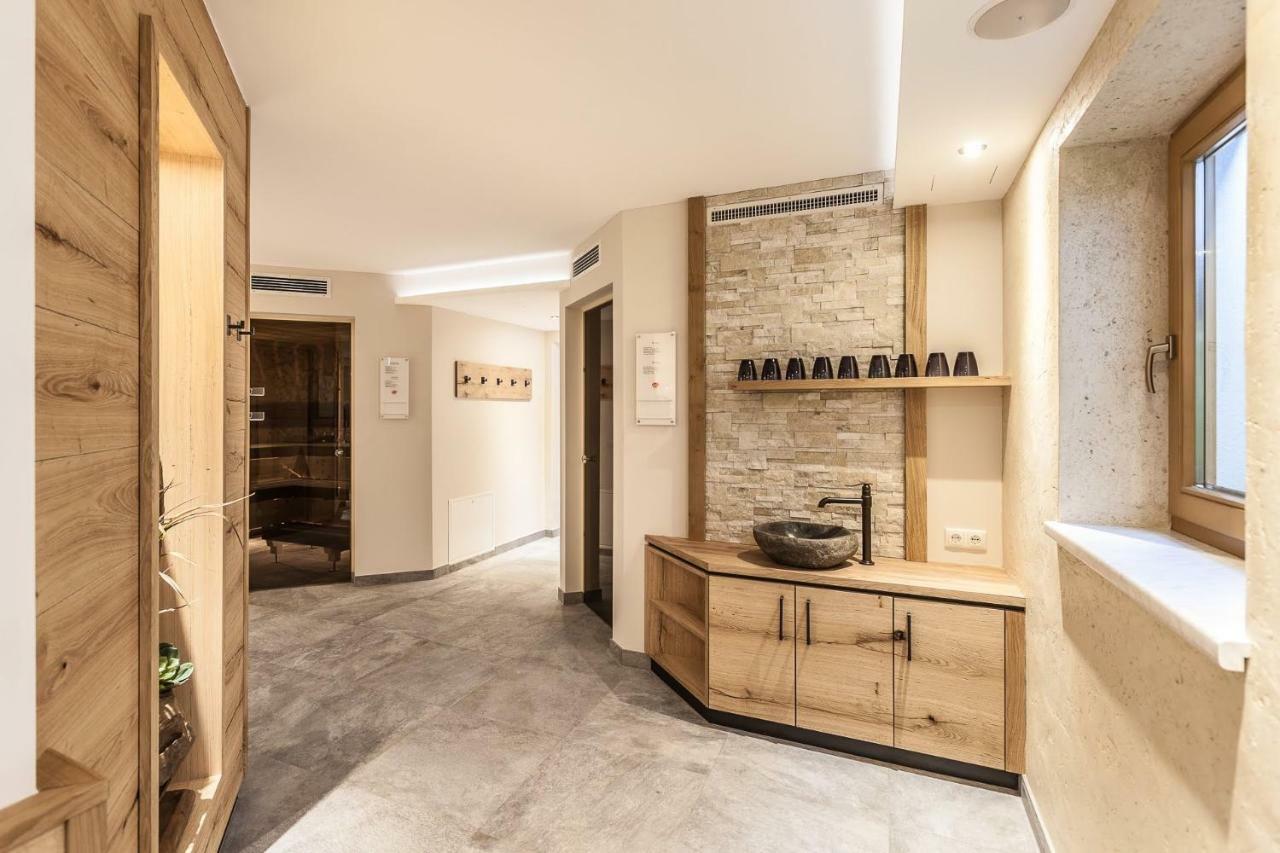 Schoenblick Appartements Тукс Экстерьер фото